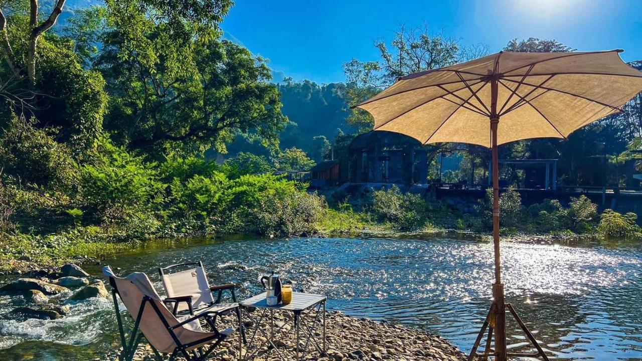 Vangvieng Angsavanh Resort Vang Vieng Esterno foto