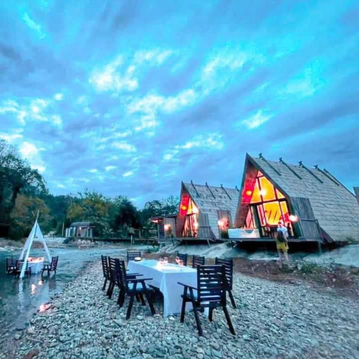 Vangvieng Angsavanh Resort Vang Vieng Esterno foto