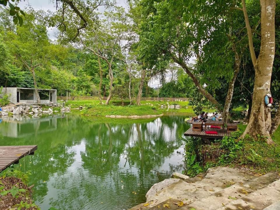 Vangvieng Angsavanh Resort Vang Vieng Esterno foto